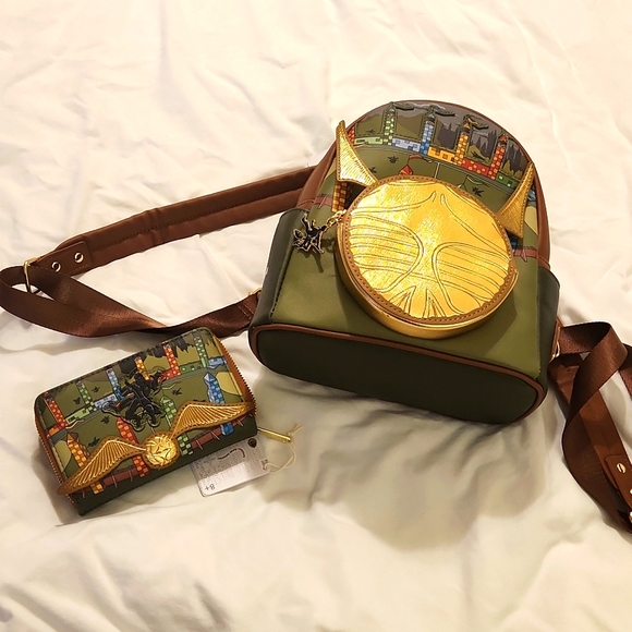 LOUNGEFLY HARRY POTTER QUIDDITCH BACKPACK AND WALLET SET NWT - Picture 1 of 5